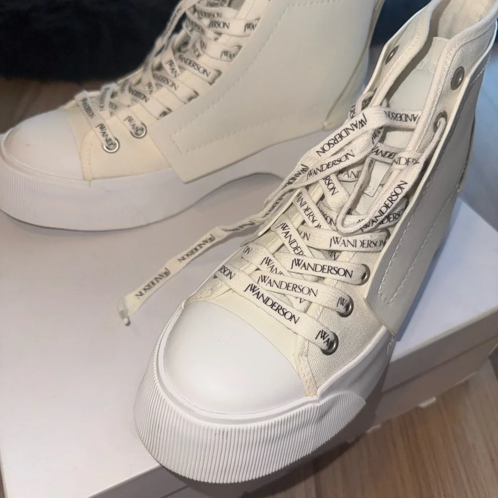 JW Anderson Women's Off-White High-Top Sneakers - Picture 4 of 6